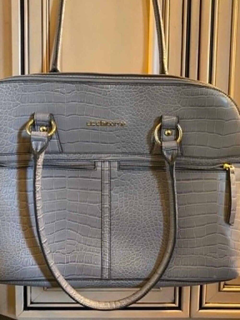 Liz Claiborne Grey Alligator Texture Laptop Bag